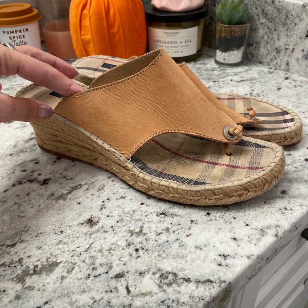 Burberry Tan leather espadrilles-